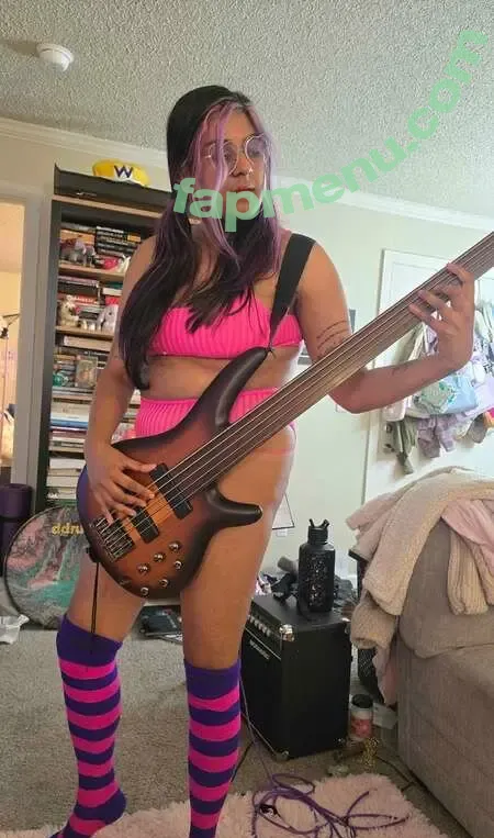 Malika nude photo #0187 (malikaplays / spacey_metalhead)