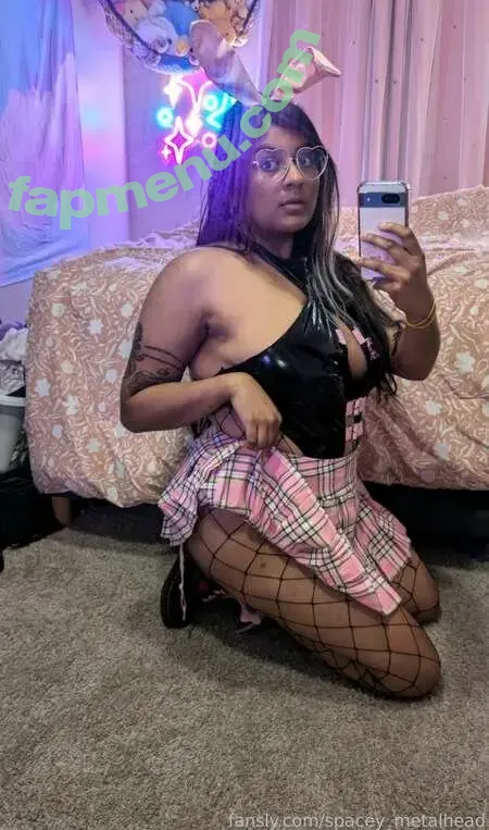 Malika nude photo #0194 (malikaplays / spacey_metalhead)