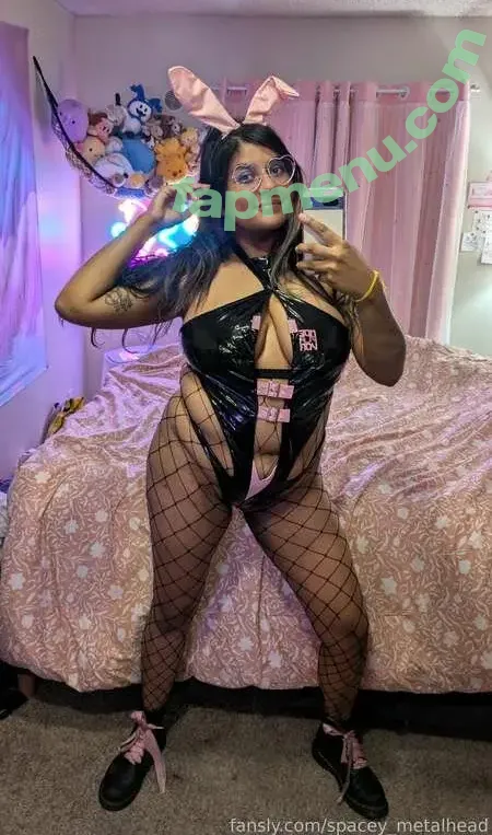 Malika nude photo #0200 (malikaplays / spacey_metalhead)