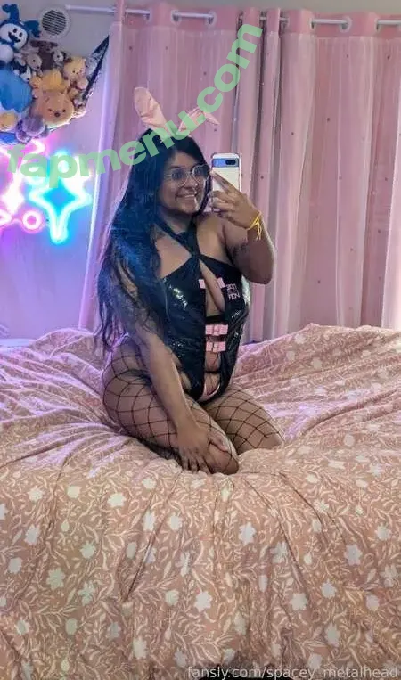 Malika nude photo #0204 (malikaplays / spacey_metalhead)