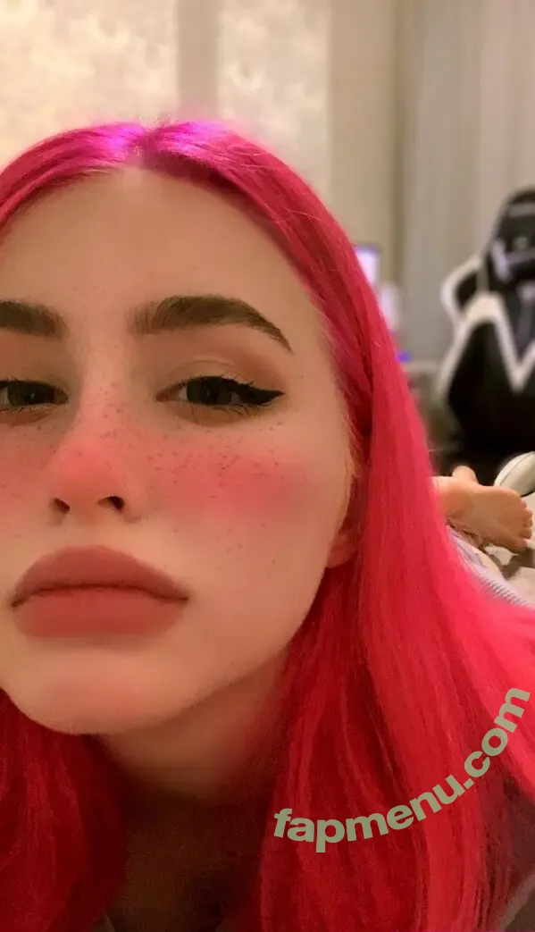 Malina ASMR nude photo #0117 (malinavag1na)