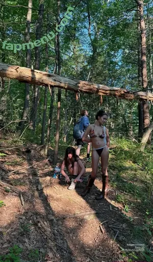 Malina Weissman / malinaweissman nude photo #0440