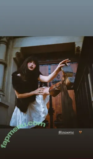 Malina Weissman / malinaweissman nude photo #0460