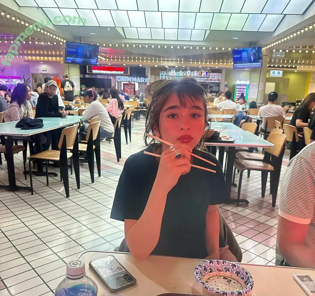 Malina Weissman nude photo #0409 (malinaweissman)