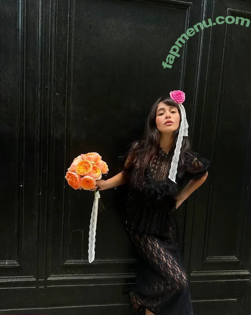 Malina Weissman nude photo #0413 (malinaweissman)