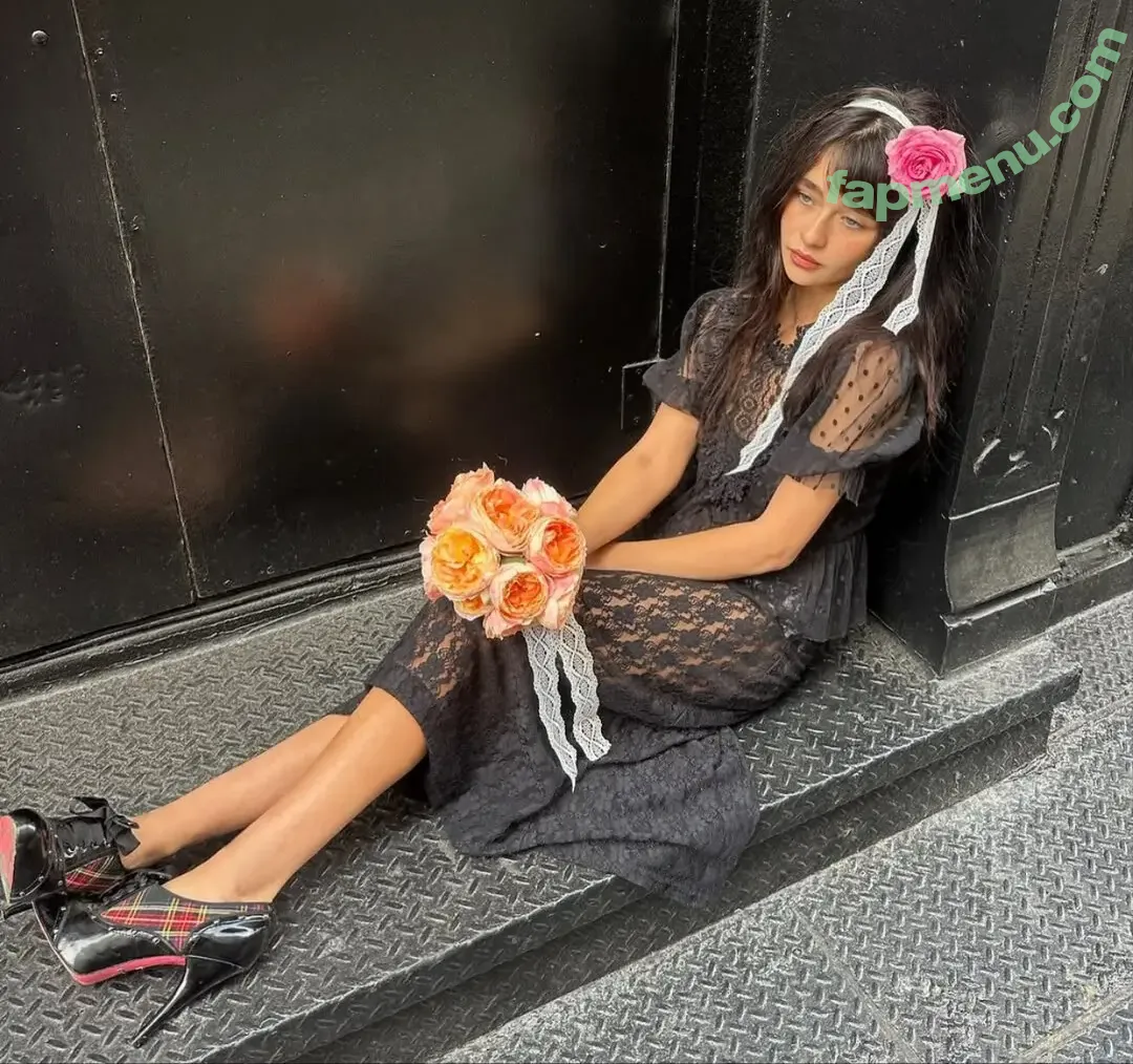 Malina Weissman nude photo #0456 (malinaweissman)