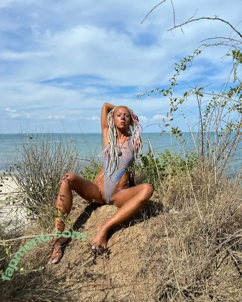 malinafreak nude photo #0078 (malinafreak)