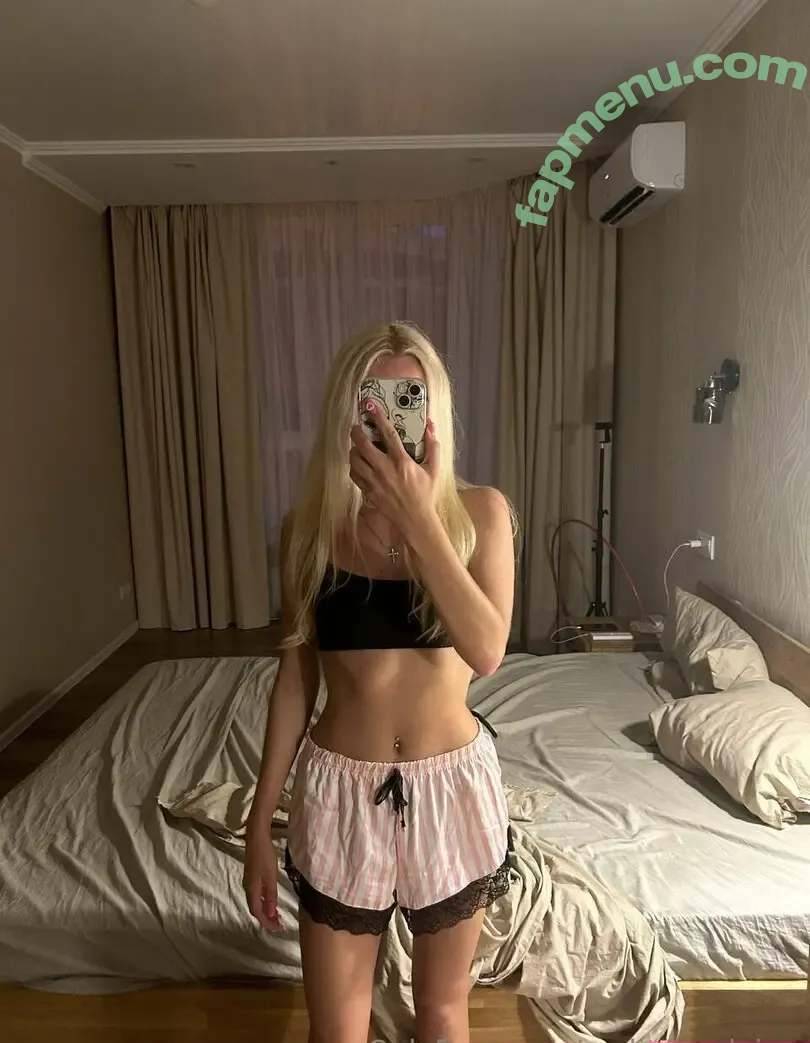 malinamalvina nude photo #0007 (malinamalvina)