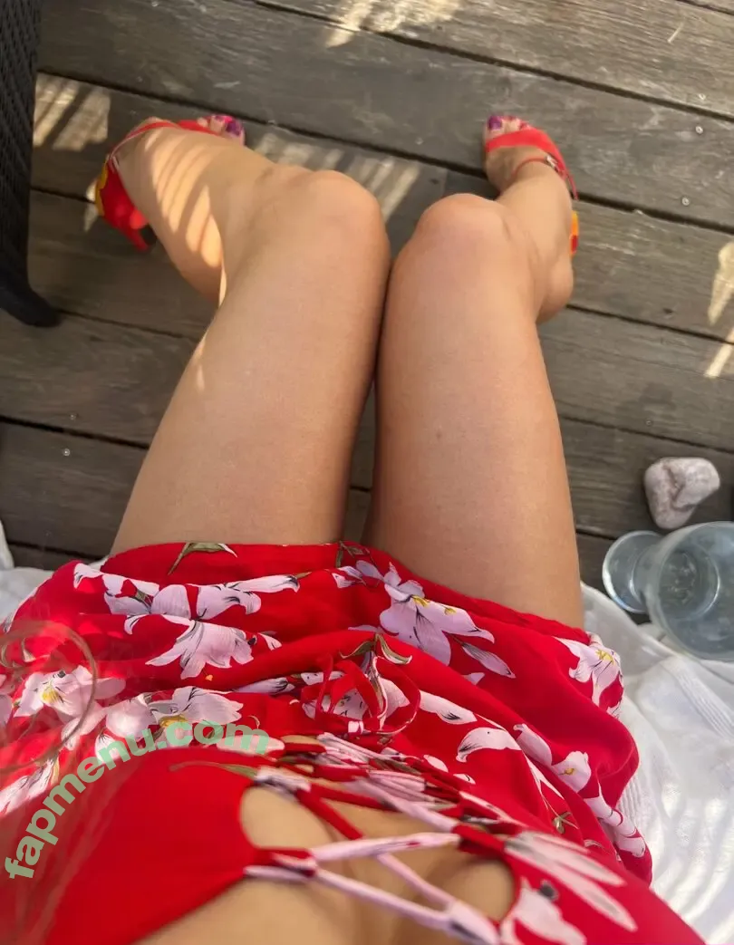 malinawhispers nude photo #0188 (malinawhispers)