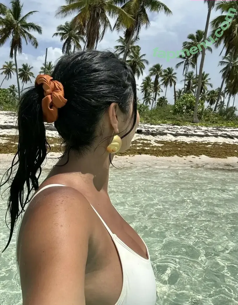 Malini Angelica nude photo #0070 (maliniangelica)