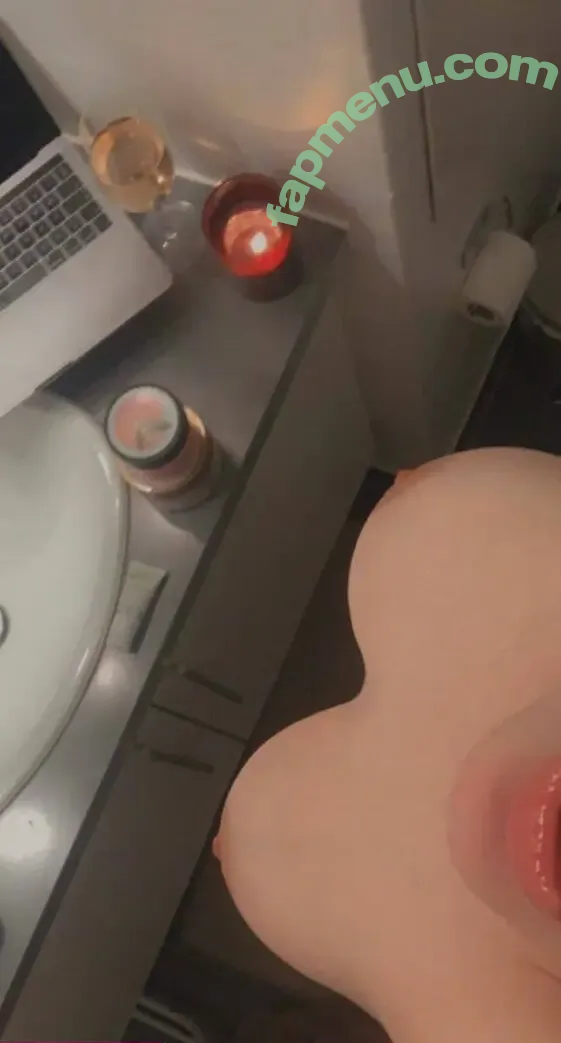 Malinmeral nude photo #0034 (malinmeralnilsson)