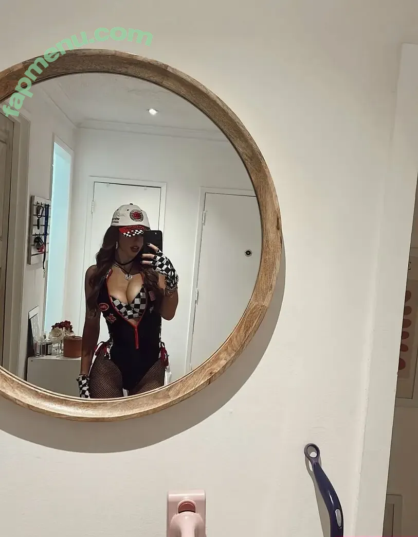 Malley Doherty nude photo #0064 (malley.doherty / malleydoherty)