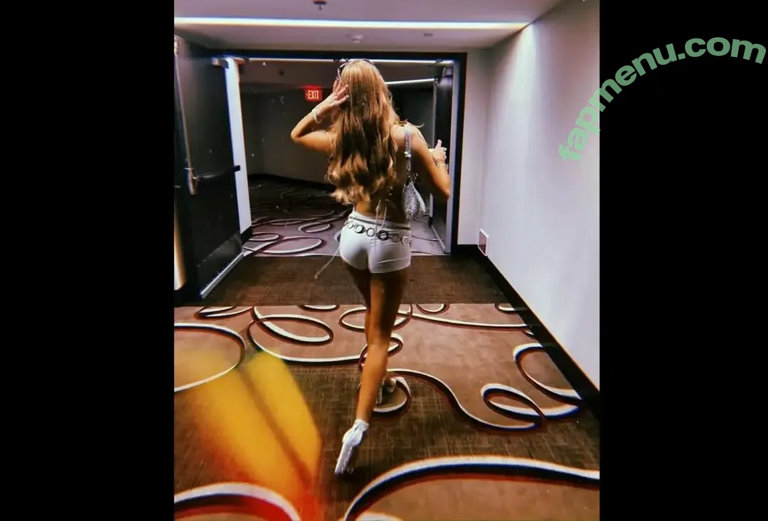 Malley Doherty nude photo #0088 (malley.doherty / malleydoherty)