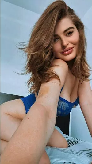 maltihoneyy / maltdisney nude photo #0335