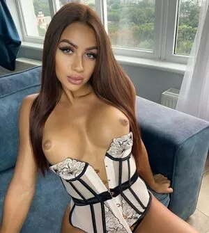 maltihoneyy / maltdisney nude photo #0661