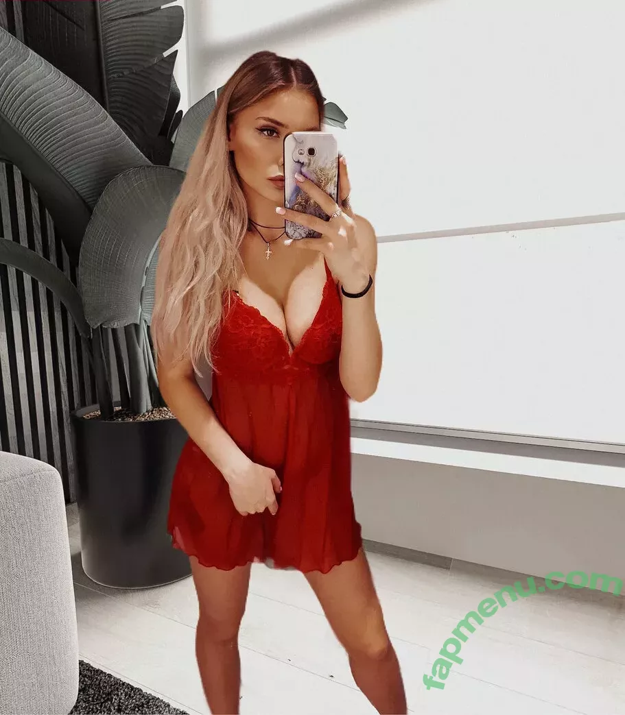 maltihoneyy nude photo #0002 (maltdisney)