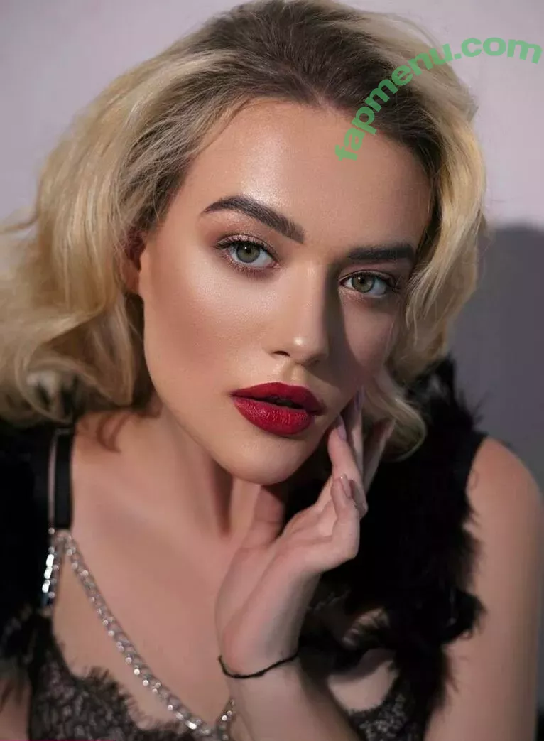 maltihoneyy nude photo #0096 (maltdisney)