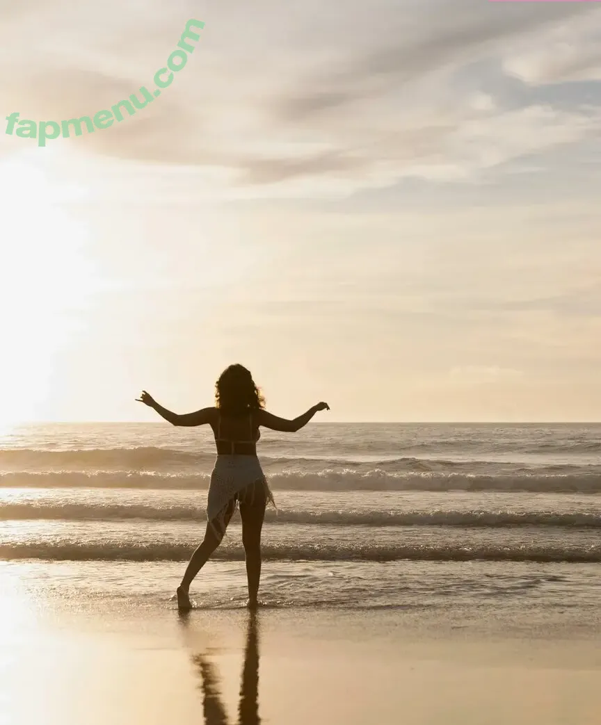 Malu Falangola nude photo #0036 (malufalangola)