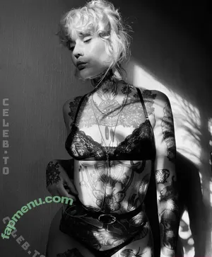 Maluis / maluis__ / stefantanz nude photo #0003