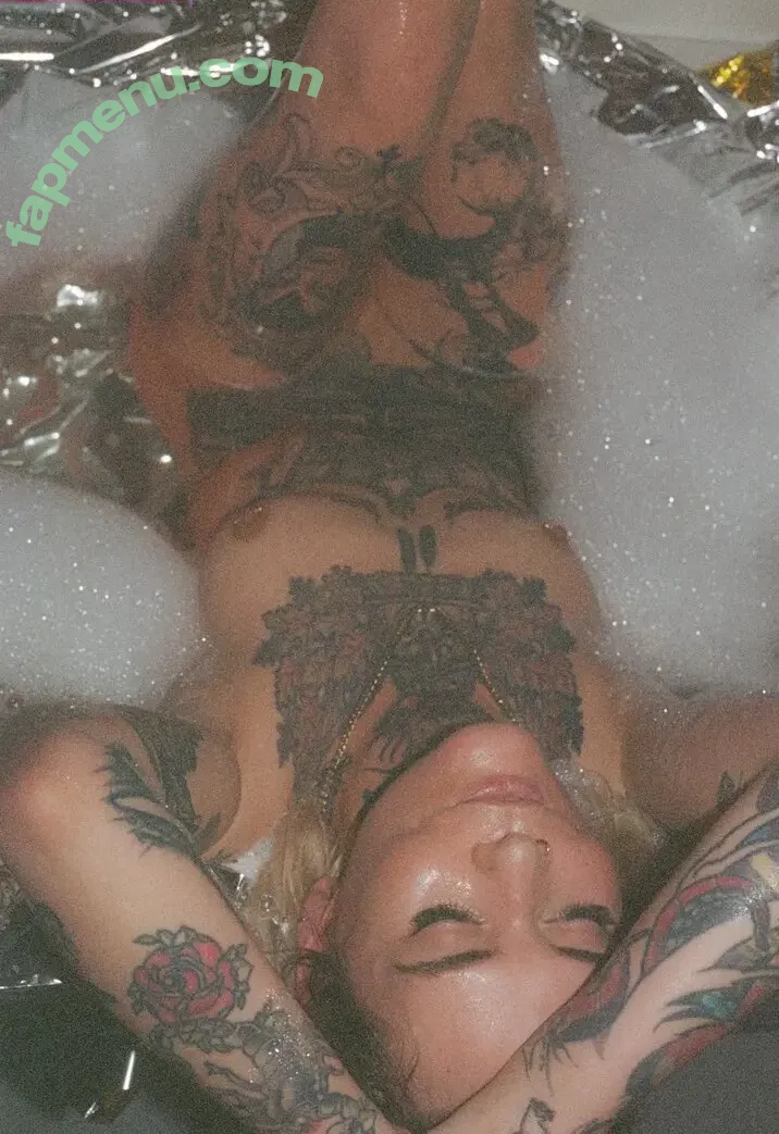Maluis nude photo #0001 (Maluis)