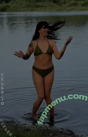 Malwanne nude photo #0141