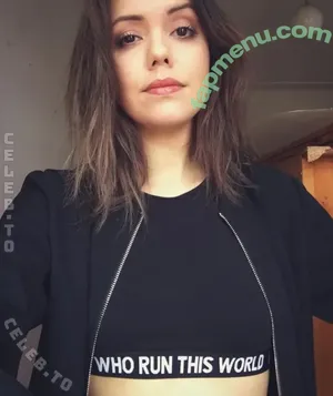 Malwanne nude photo #0161