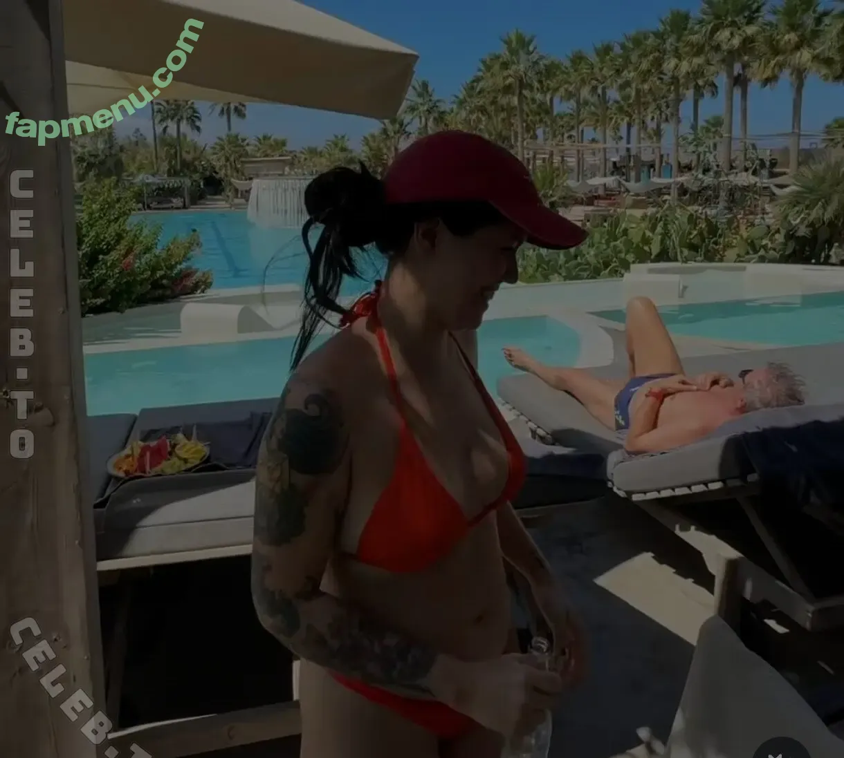 Malwanne nude photo #0143 (Malwanne)