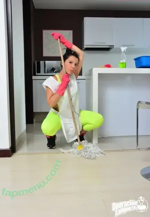 Mamacitaz / mamacitazoficial nude photo #0041