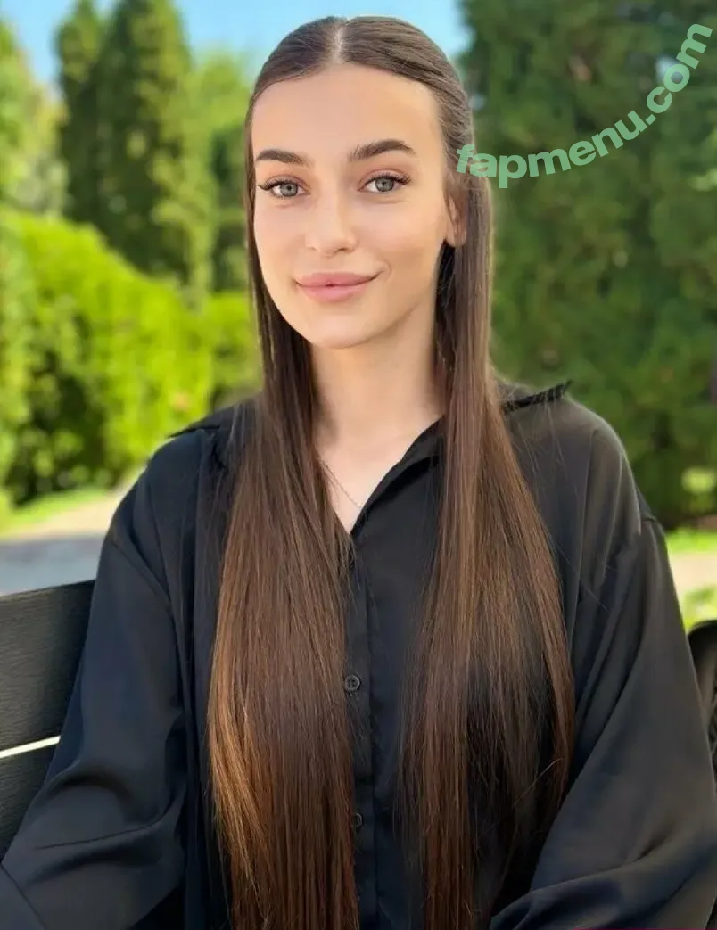 mamacitka nude photo #0008 (iammamacita)