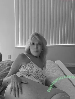  nude photo #0007