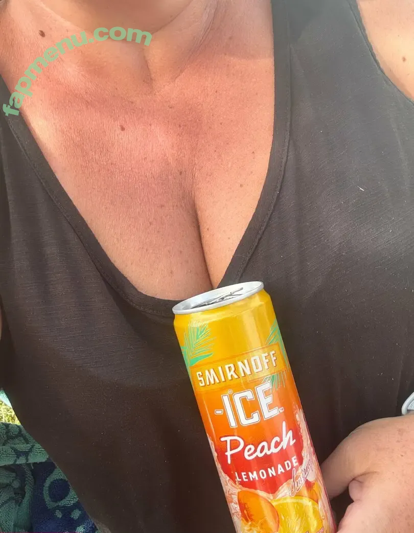mamamilks nude photo #0020 (mamamilks)