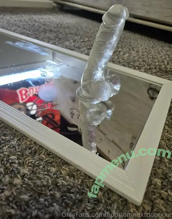 MamaSuzi nude photo #0005 (hotmomnextdoorxxx / mamasuzie_msk)