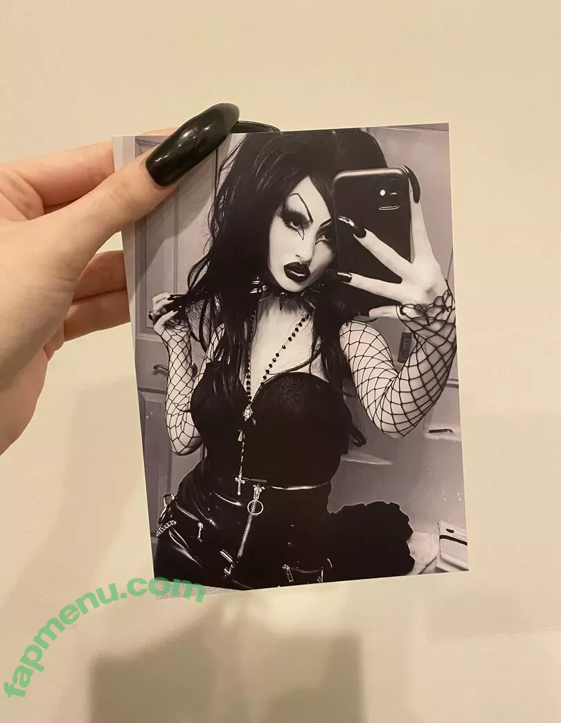 mamiehades nude photo #0018 (mamiehades)