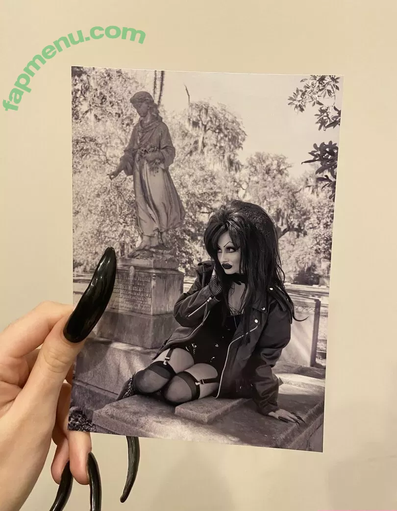 mamiehades nude photo #0022 (mamiehades)