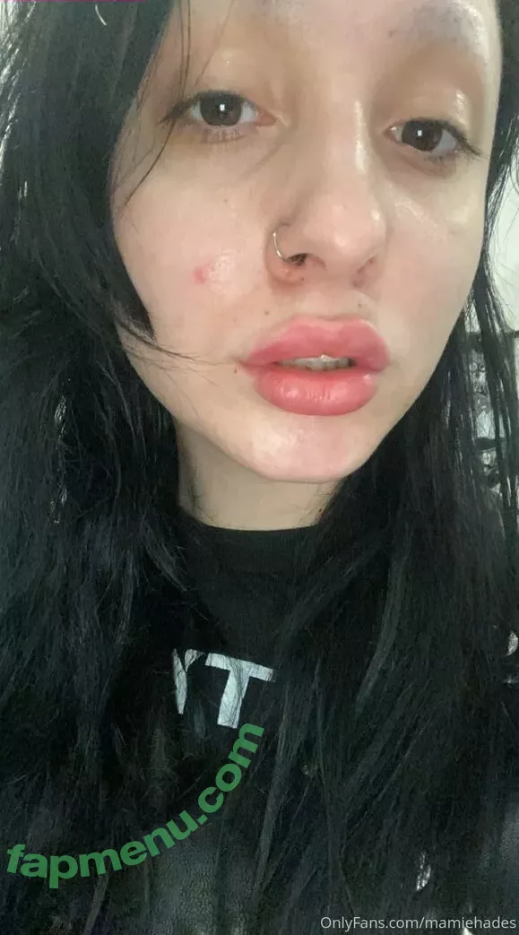 mamiehades nude photo #0073 (mamiehades)