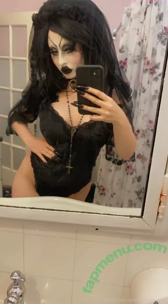 mamiehades nude photo #0095 (mamiehades)