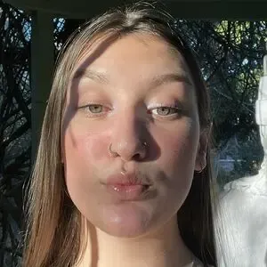 Mamimelly / Melissa Radmand / melly.l0v3 nude photo #0012