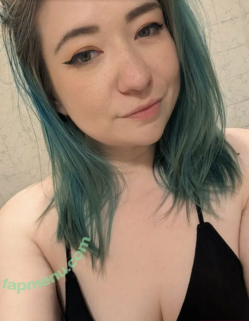 manamoxie nude photo #0002 (mana.moxie)