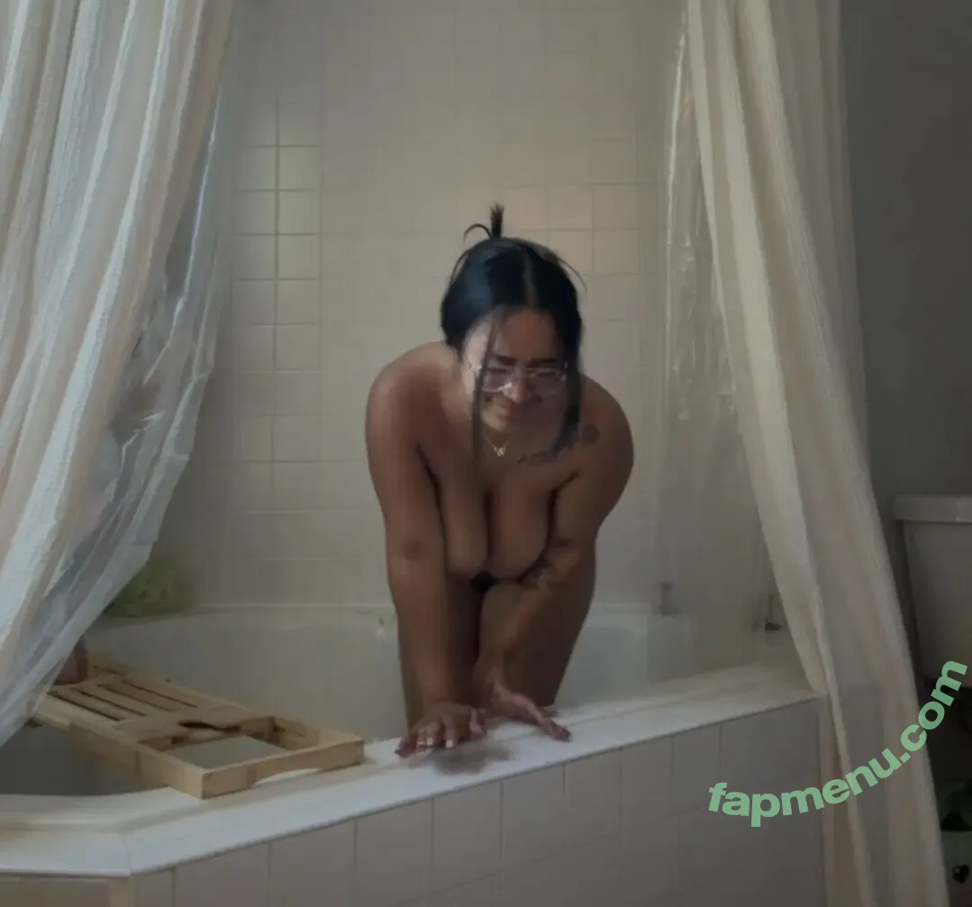 Mandaavision nude photo #0097 (boogiie.a)