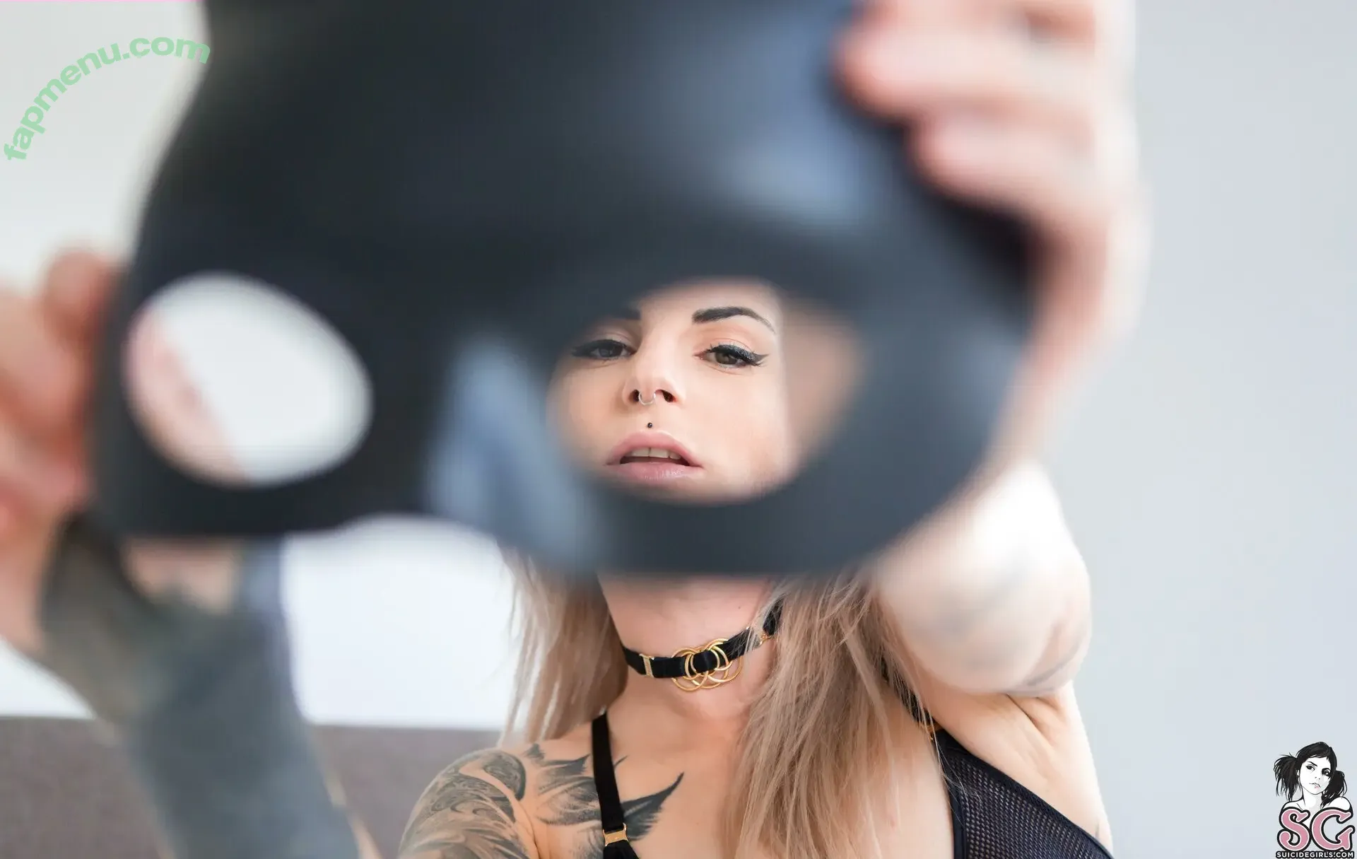 mandeelou nude photo #0002 (mandeelousg)