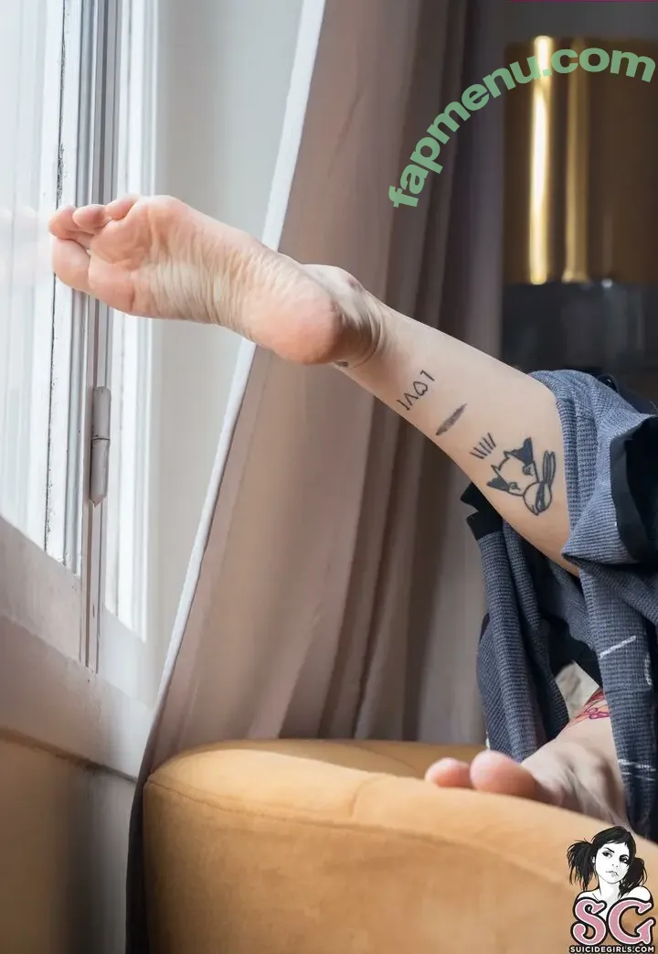 mandeelou nude photo #0695 (mandeelousg)