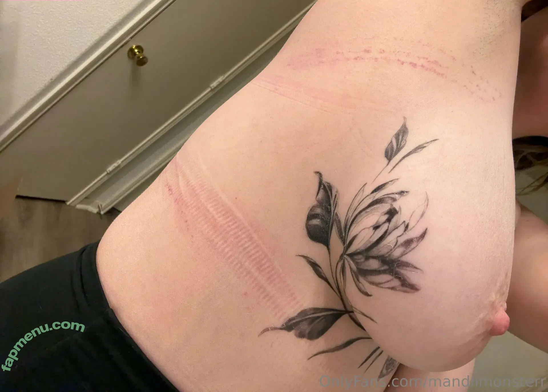 mandiimonsterr nude photo #0039 (mandiimonsterr)