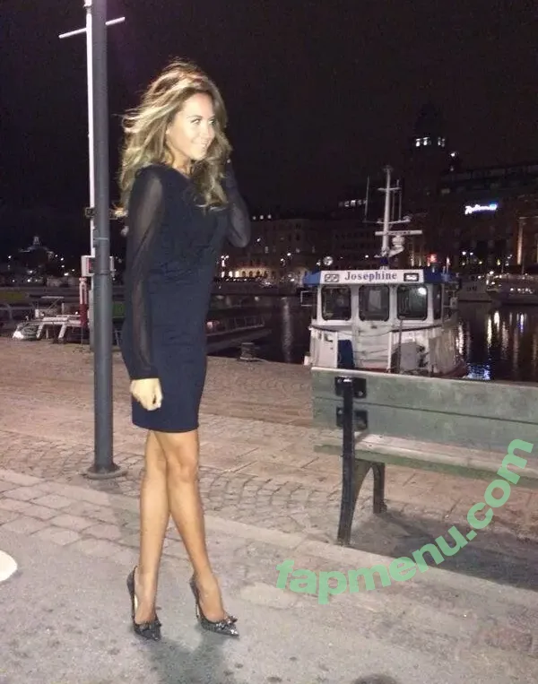 Mandy Capristo nude photo #0047 (grace_capristo / mandycapristo)