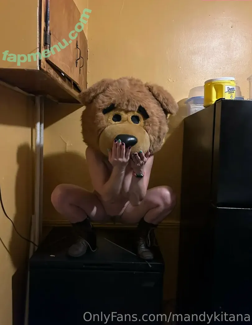 Mandykitana nude photo #0031 (mandykitananyc)