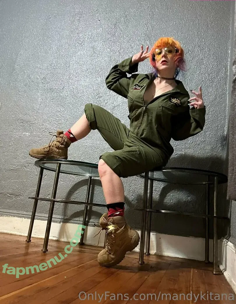 Mandykitana nude photo #0042 (mandykitananyc)