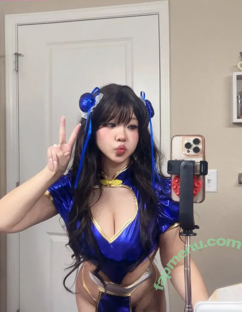 manekinekoluvu nude photo #0050 (manekinekoluck)