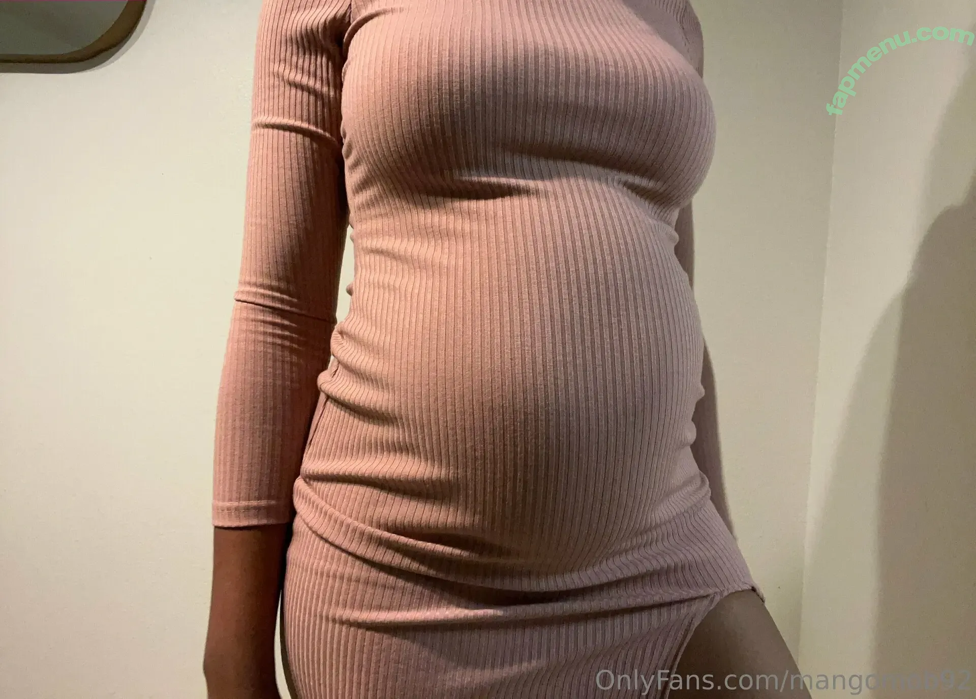 mangomob92 nude photo #0096 (mango_belly123)