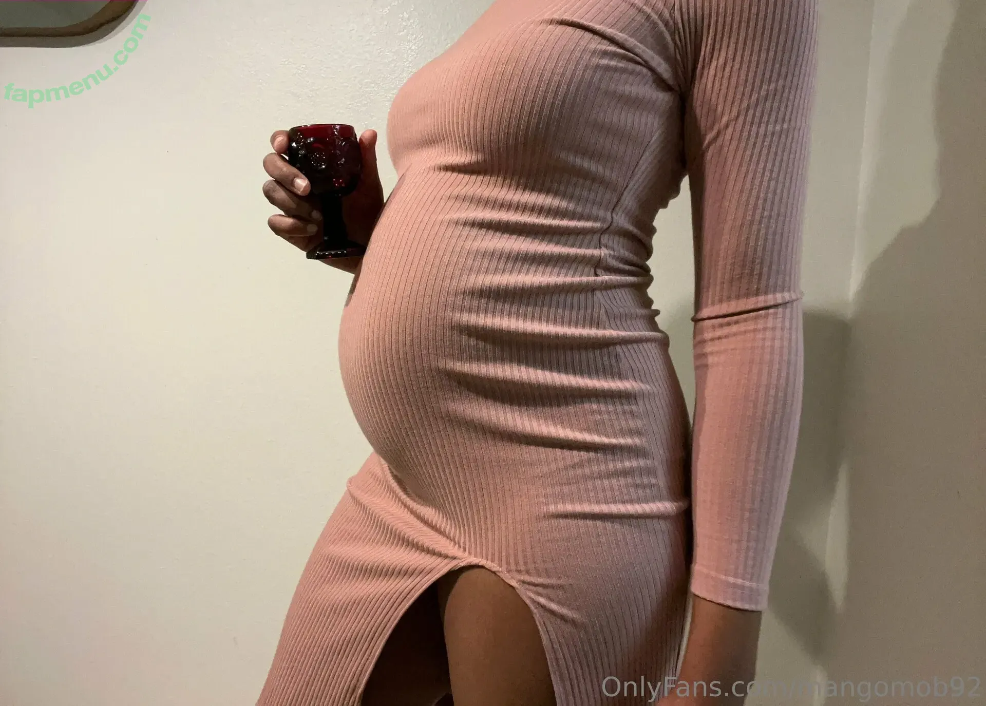 mangomob92 nude photo #0098 (mango_belly123)