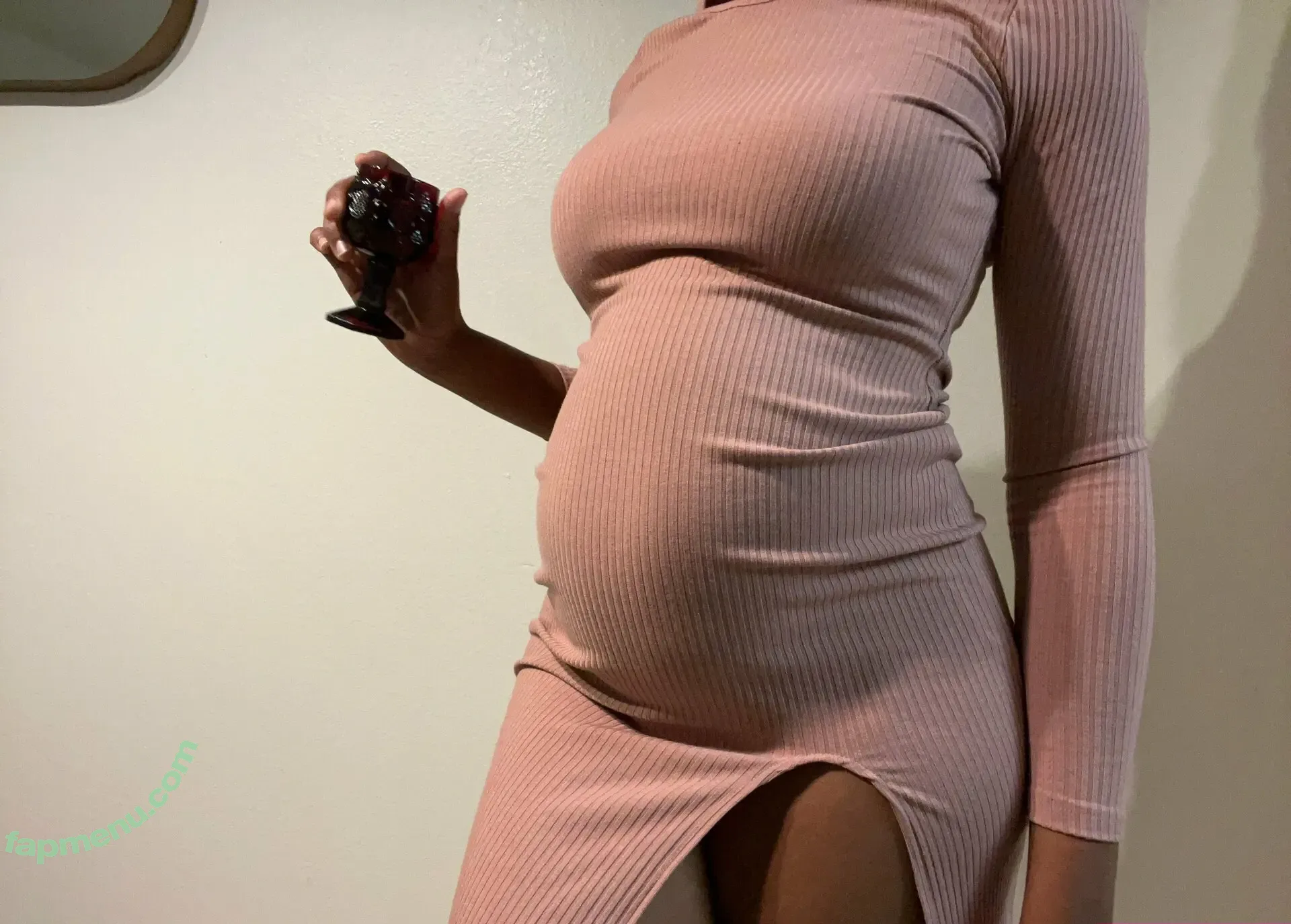 mangomob92 nude photo #0100 (mango_belly123)