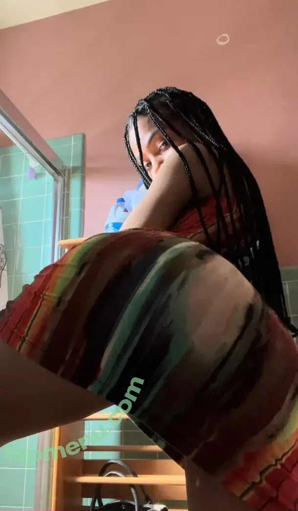 Manibands nude photo #0008 (youngg_imanii)